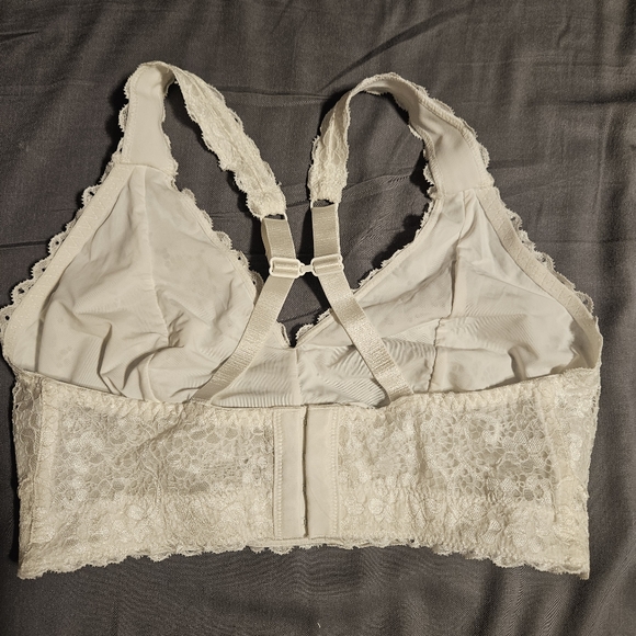 Parfait White Lace Bralettes 30G - Picture 4 of 5